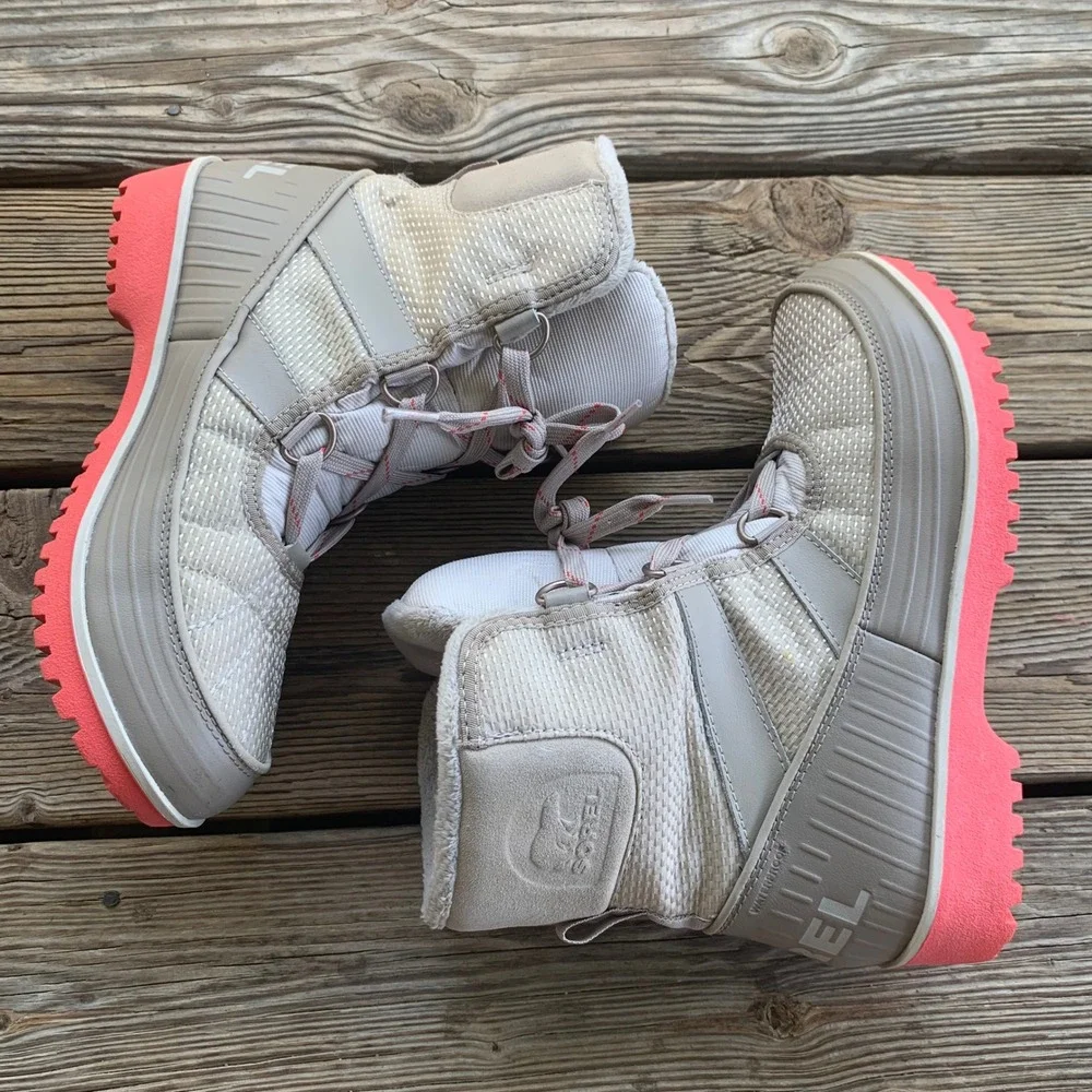 Sorel Tivoli II Womens 8 Gray Coral Waterproof Snow Boots Winter Cozy Outdoor